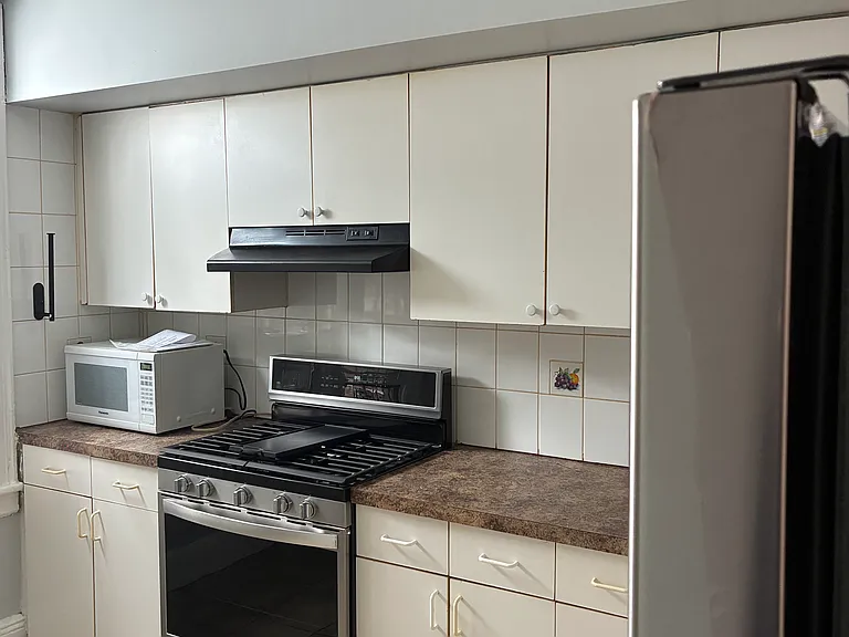 326 Stegman Pkwy #1 — Photo 11