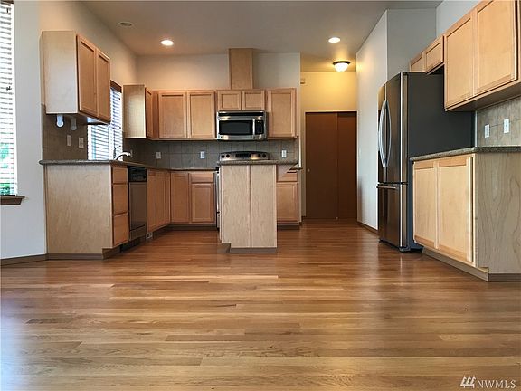 3rd image of 4415 S 76th Street Ct