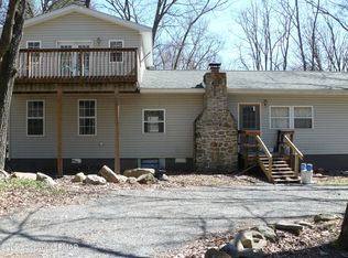 337 Pipit Ln, Effort, PA 18330