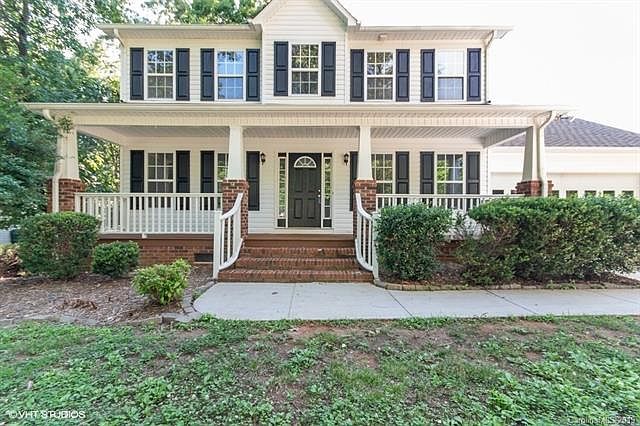 1st image of 358 Maple Ridge Cir