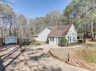 1451 Coan Dr, Locust Grove, GA 30248