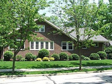 3rd image of 15329 Edgewater Dr