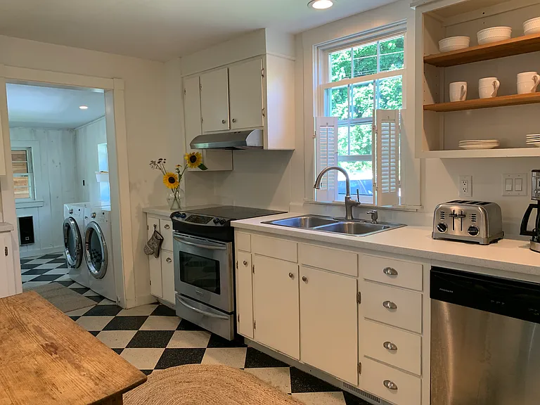 4 N Old Sheepscot Rd — Photo 5