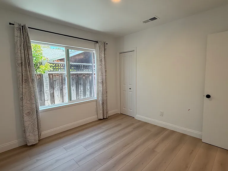 252 Chestnut Ave — Photo 5