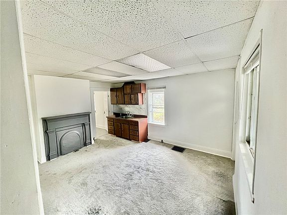 4th image of 4 Howe St