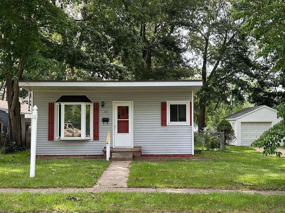 1st image of 111 Prospect St