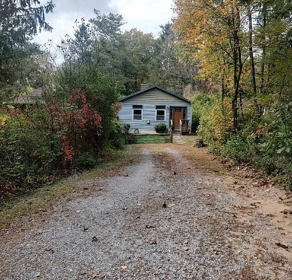 139 Traver Rd #B — Photo 1