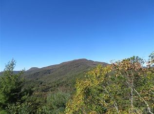 151 Round Top Mountain Crest Rd, Sapphire, NC 28774