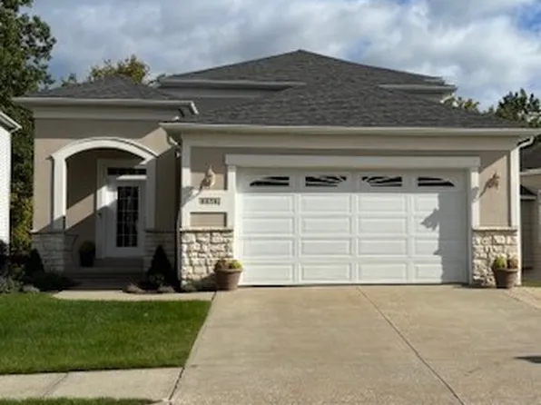 9578 Scottsdale Dr, Broadview Heights, OH 44147