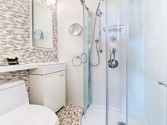 4th image of 303 E 57th Street 23b #23B