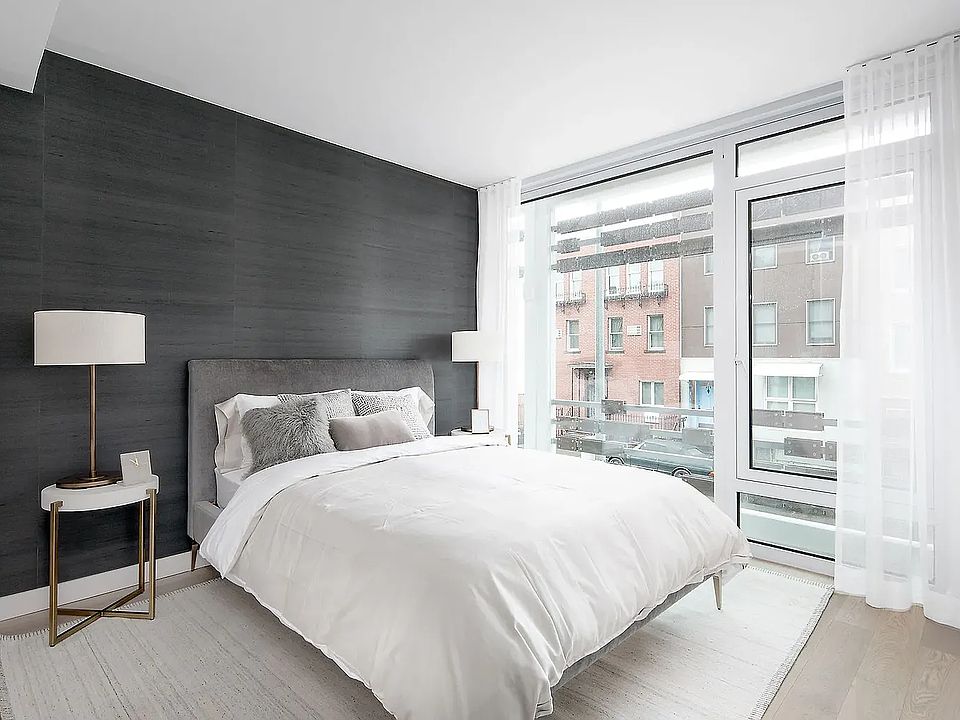 1st image of 630 Lorimer St #302