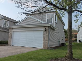 836 Park Bluff Cir, Elgin, IL 60120