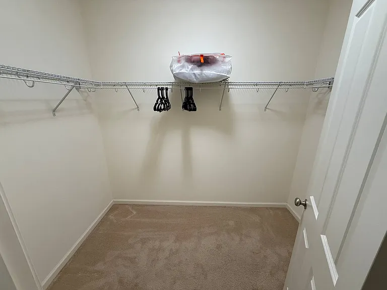 6 Elena Ct — Photo 8