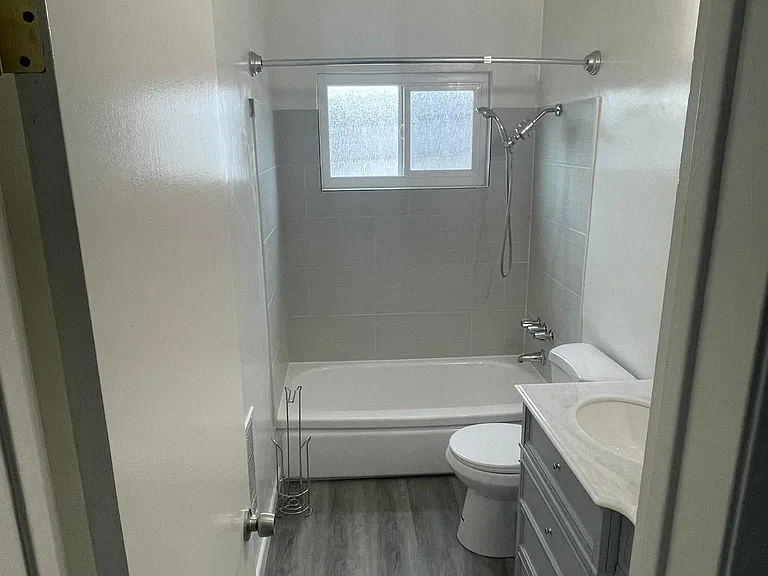 5747 Waring Ave #8 — Photo 13