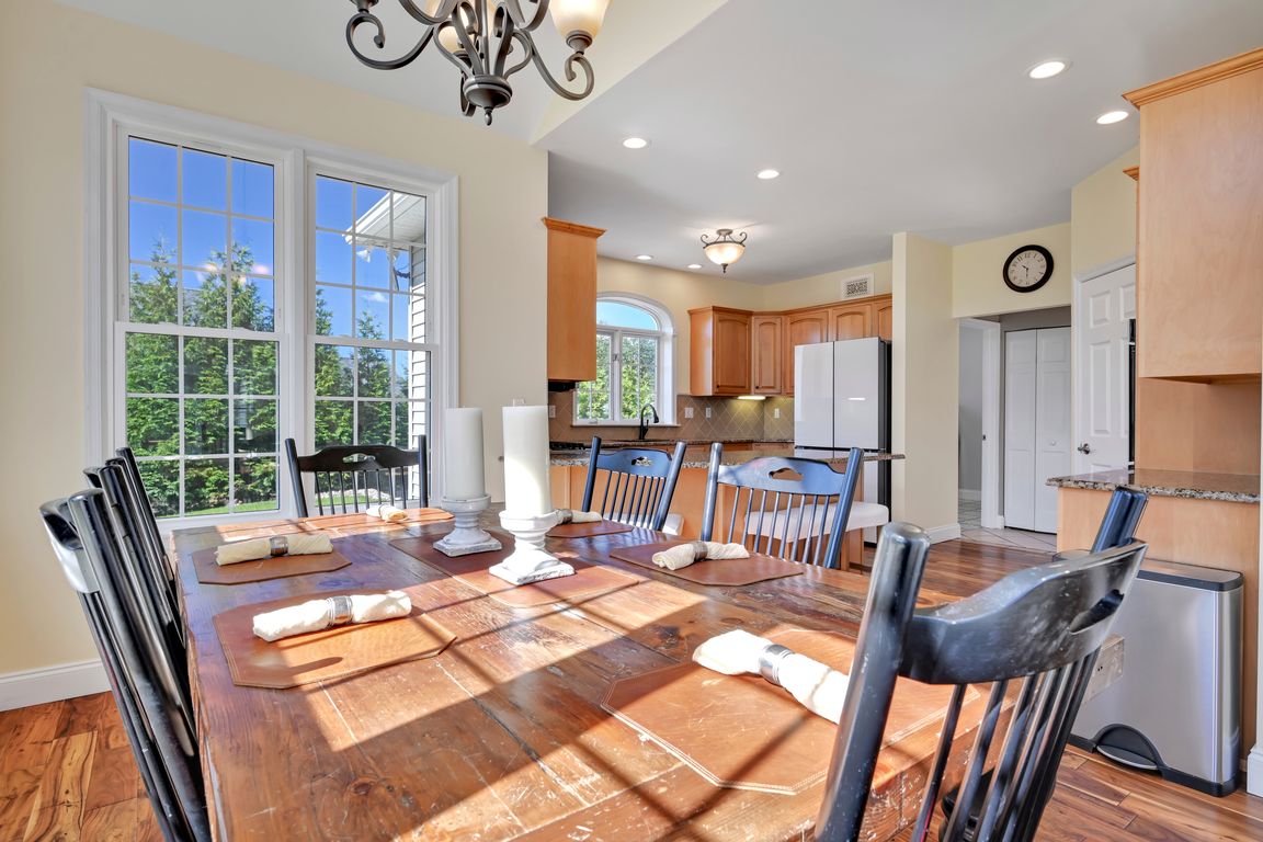 next background image