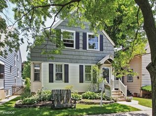2615 Central Park Ave, Evanston, IL