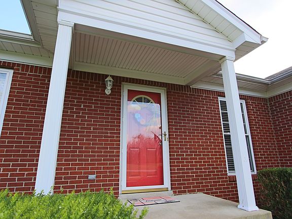 3rd image of 7011 Derby Dr