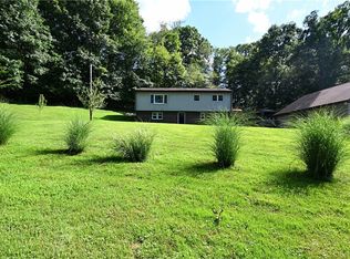 382 Fry Hollow Rd, Hunker, PA 15639