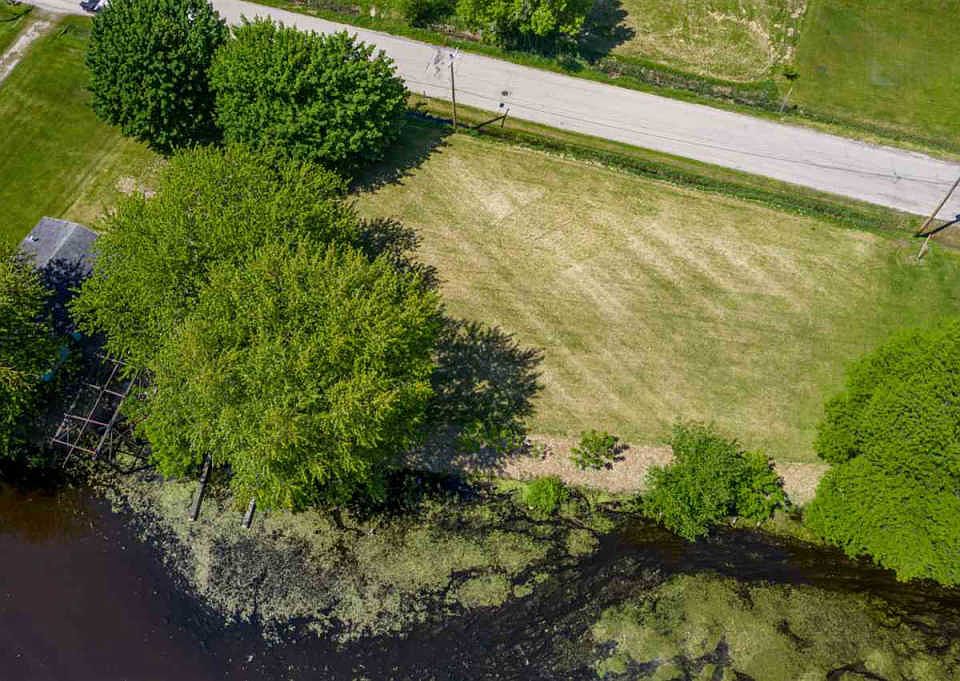 1st image of 640 E River Dr