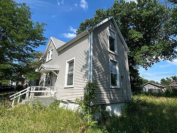 3rd image of 2126 Erick Ave