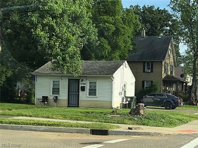 1702 3rd St SE, Canton, OH, 44707