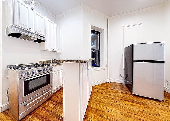 1st image of 287 W 147th St #1F1