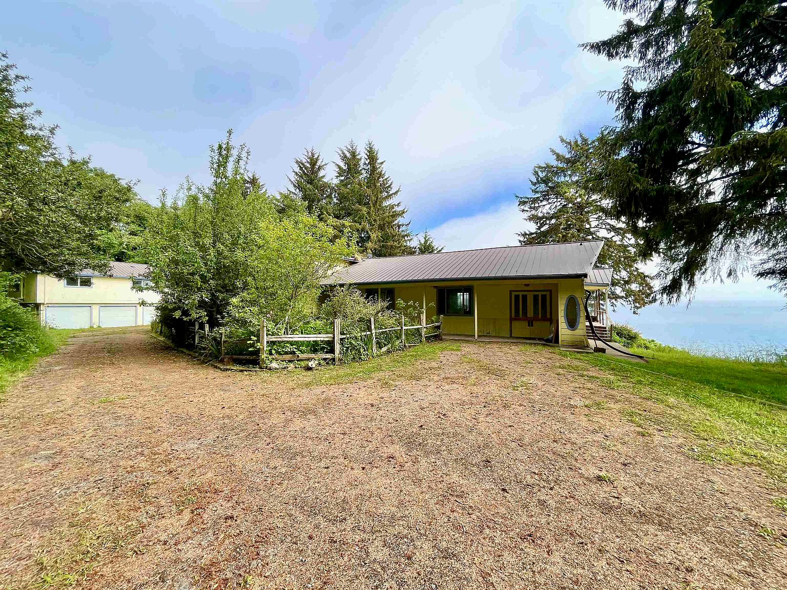 1201 Pj Murphy Mem Dr, Klamath, CA 95548 Zillow