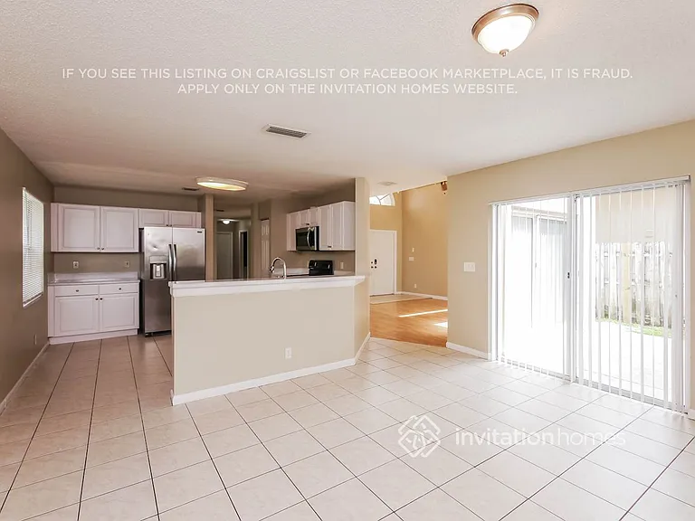 2432 SW 161st Ave — Photo 9