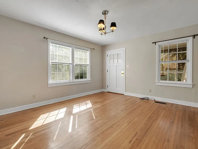 810 N Duval St #A — Photo 5
