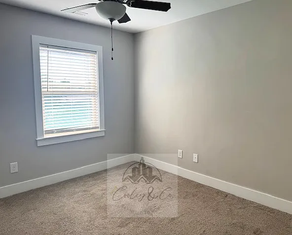 307 S Church St — Photo 6