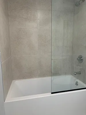 Rented by 18 REALTY | media 7