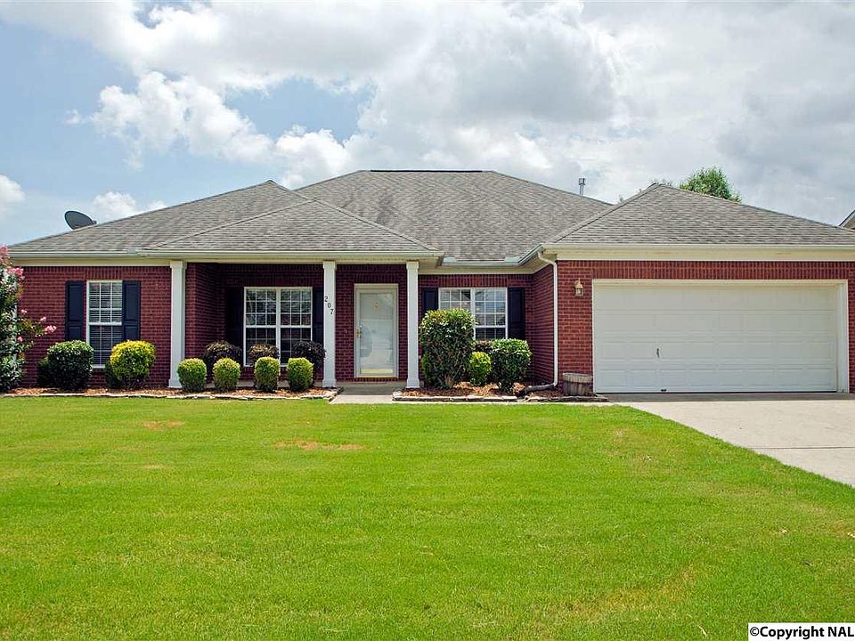 1st image of 207 Park Stone Dr