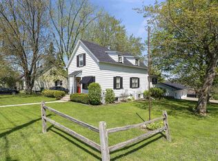 401 Lake St, Mount Horeb, WI 53572