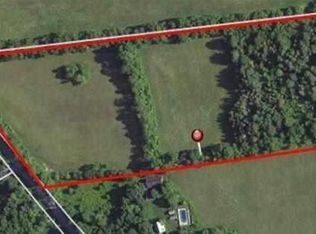 1092 W Line Rd, Amsterdam, NY 12010