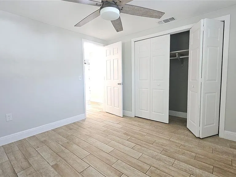 6412 Pawling Ave — Photo 17