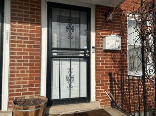 9485 Sumac Rd APT F, Des Plaines, IL 60016