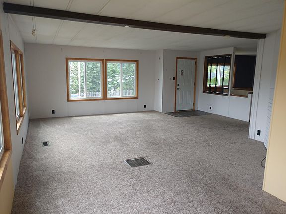 4th image of 8200 Pheasant Dr