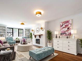 251 W 71st St APT 2B, New York, NY 10023