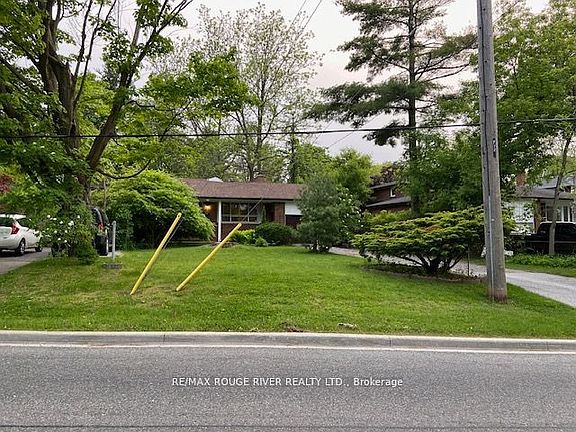 4th image of 72 Meadowvale Rd