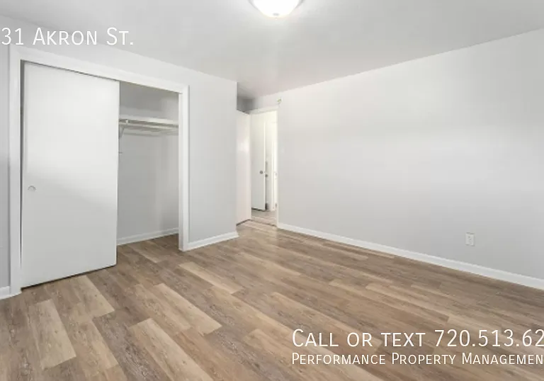 1231 Akron St — Photo 16