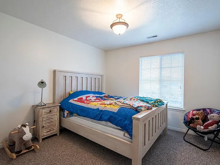 732 E Hamlet Cir S — Photo 12