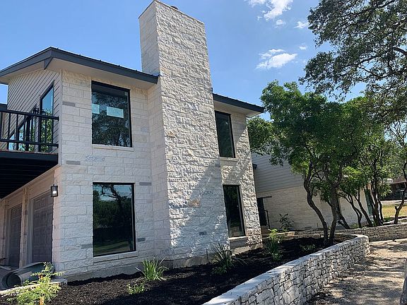 3rd image of 8634 Connemara Dr