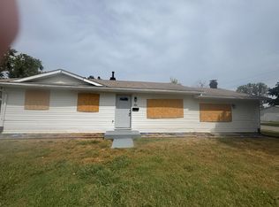 101 Melvin Dr, Cahokia, IL 62206