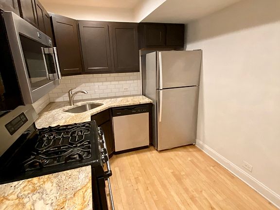5th image of 2435 N Geneva Ter APT Gdn