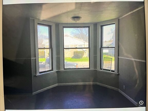 5th image of 1729 Perrine St #1729