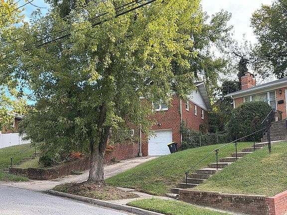 5th image of 4202 21st Ave