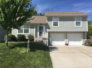 8712 N 116th St, Kansas City, MO 64157