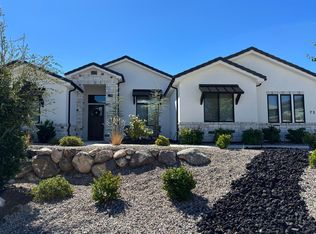 737 W Scenario St, Washington, UT 84780