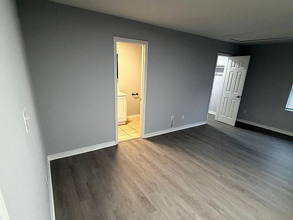 3rd image of 4124 Tugas St