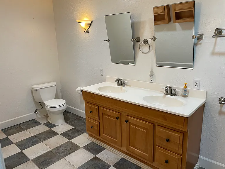 743 San Ramon Ave — Photo 9